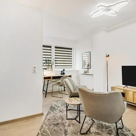 Valley Apartment: Luxury - Free Parking - Bathtub *