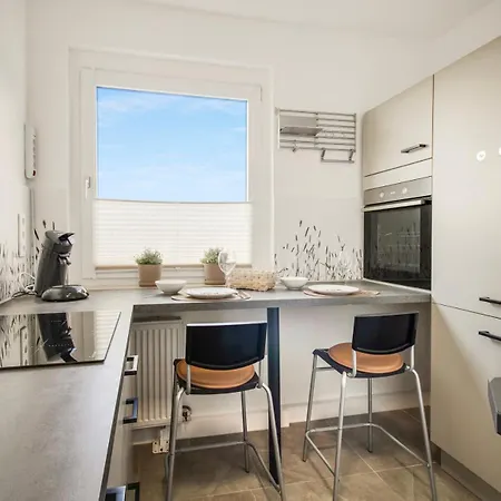 Valley Apartment: Luxury - Free Parking - Bathtub *